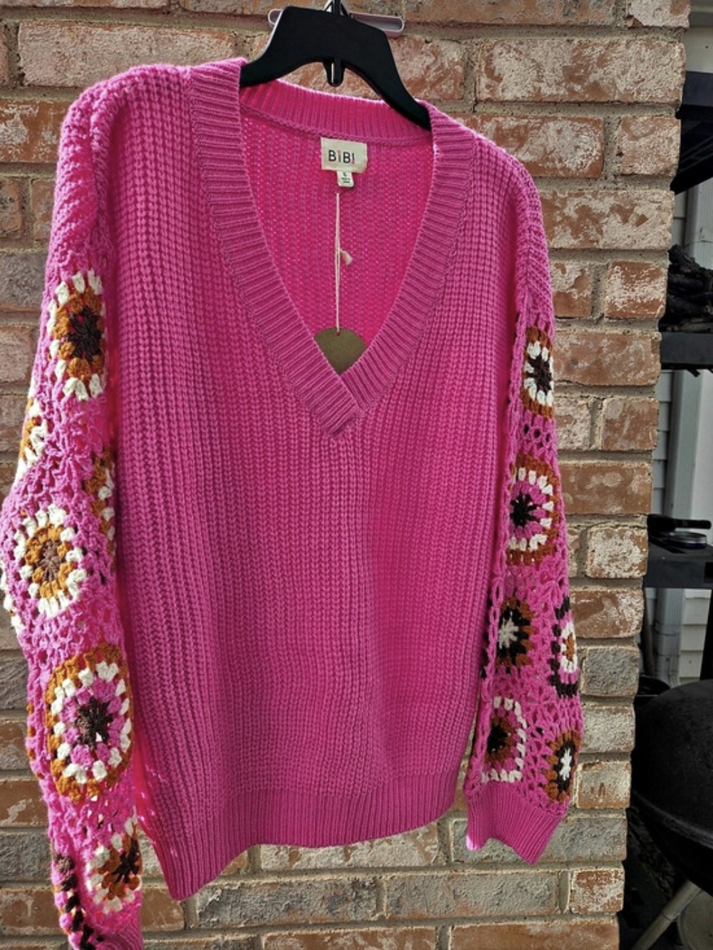 Bibi Crochet Granny Square Sleeve V-Neck Sweater Pink Small